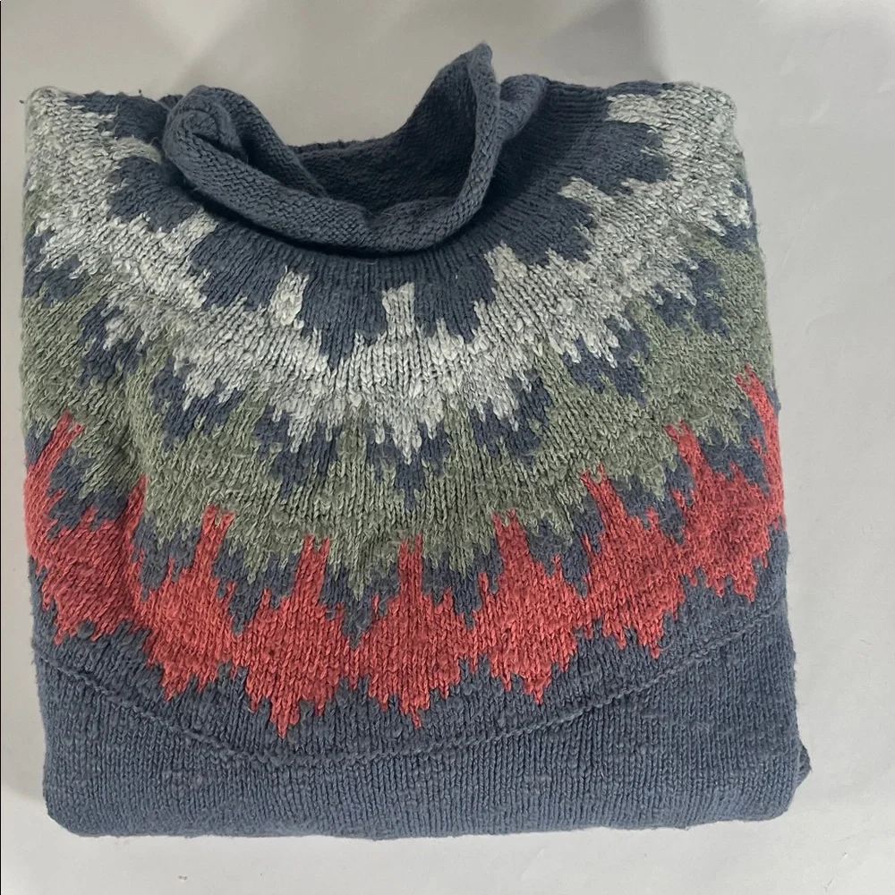 L.L. Bean Blue and Red Patterned Sweater - Picture 2 of 5